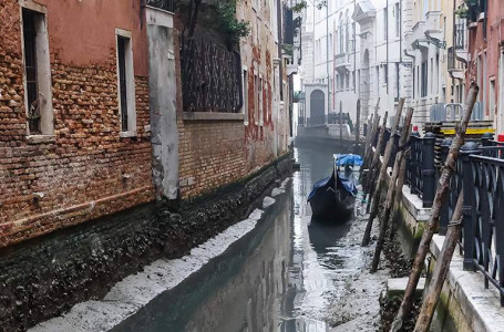 Кейінгі 500 жылда алғаш рет болған апат Венецияны танымастай өзгертті
